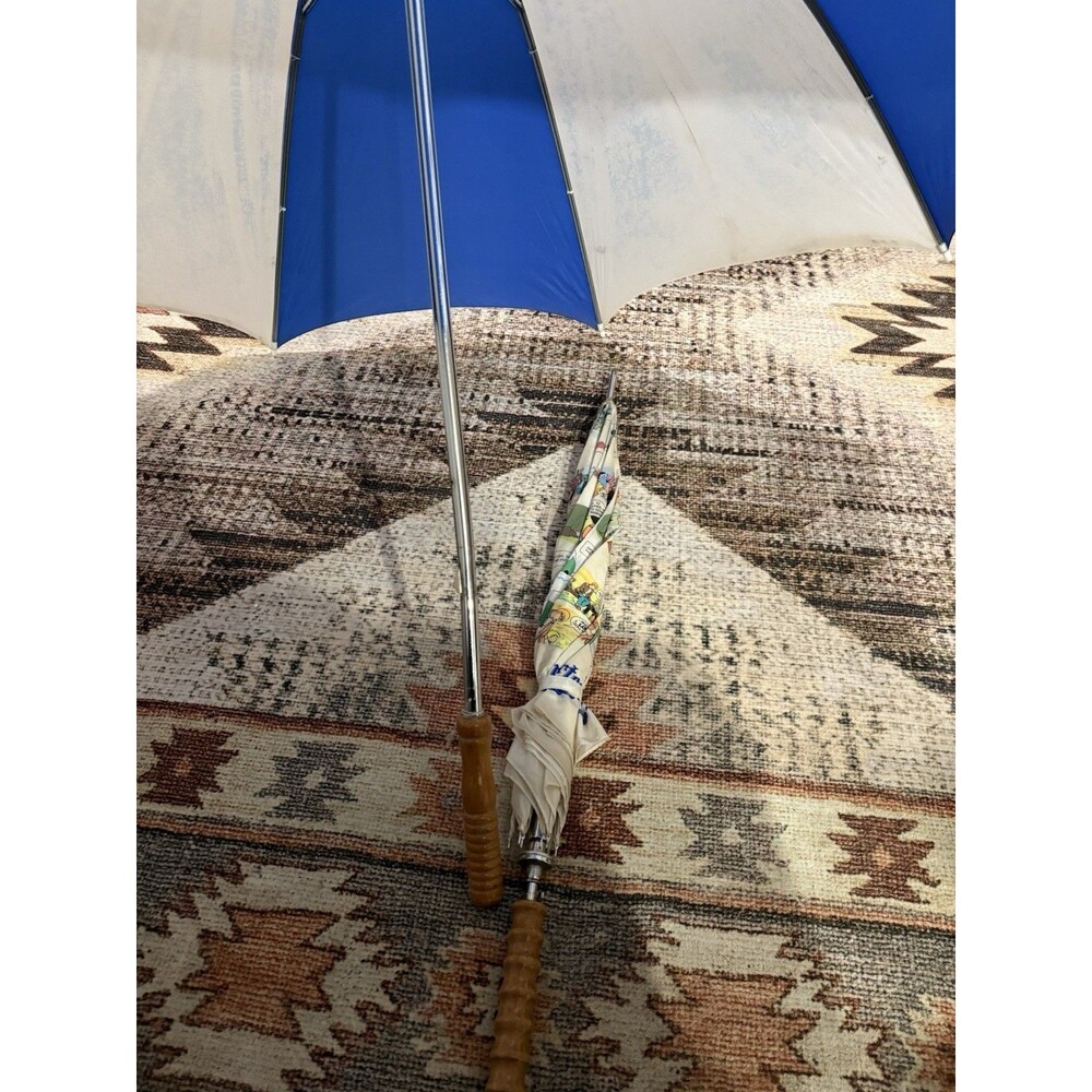 2 Vintage Umbrellas Newspaper Umbrella Cartoon Comic Strip Print Wood Handle - Picture 8 of 9